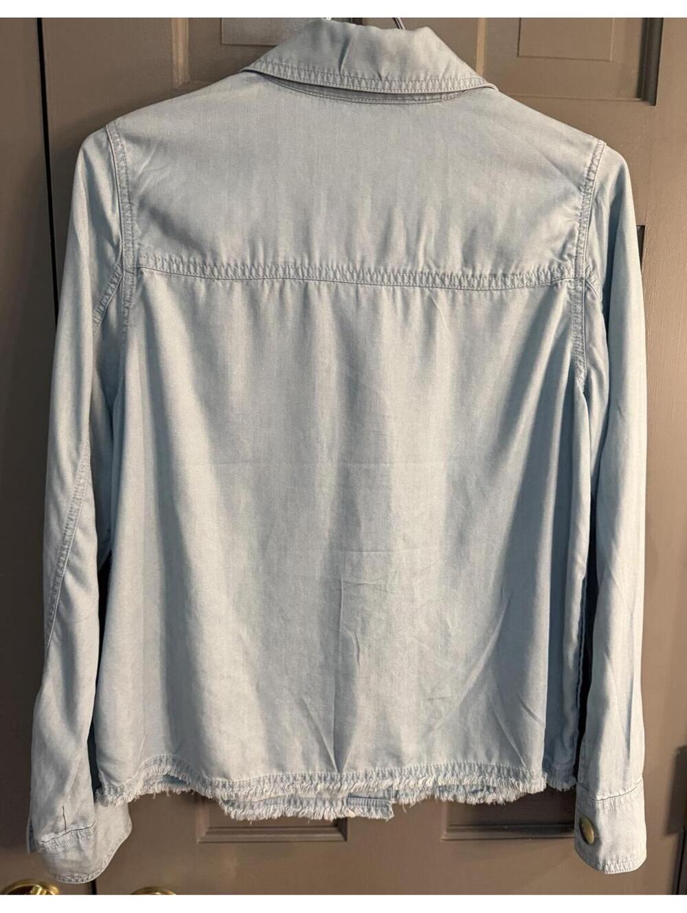 Nicole Miller Light Blue DenimButton-Up Shirt Jacket Size M - Picture 5 of 5